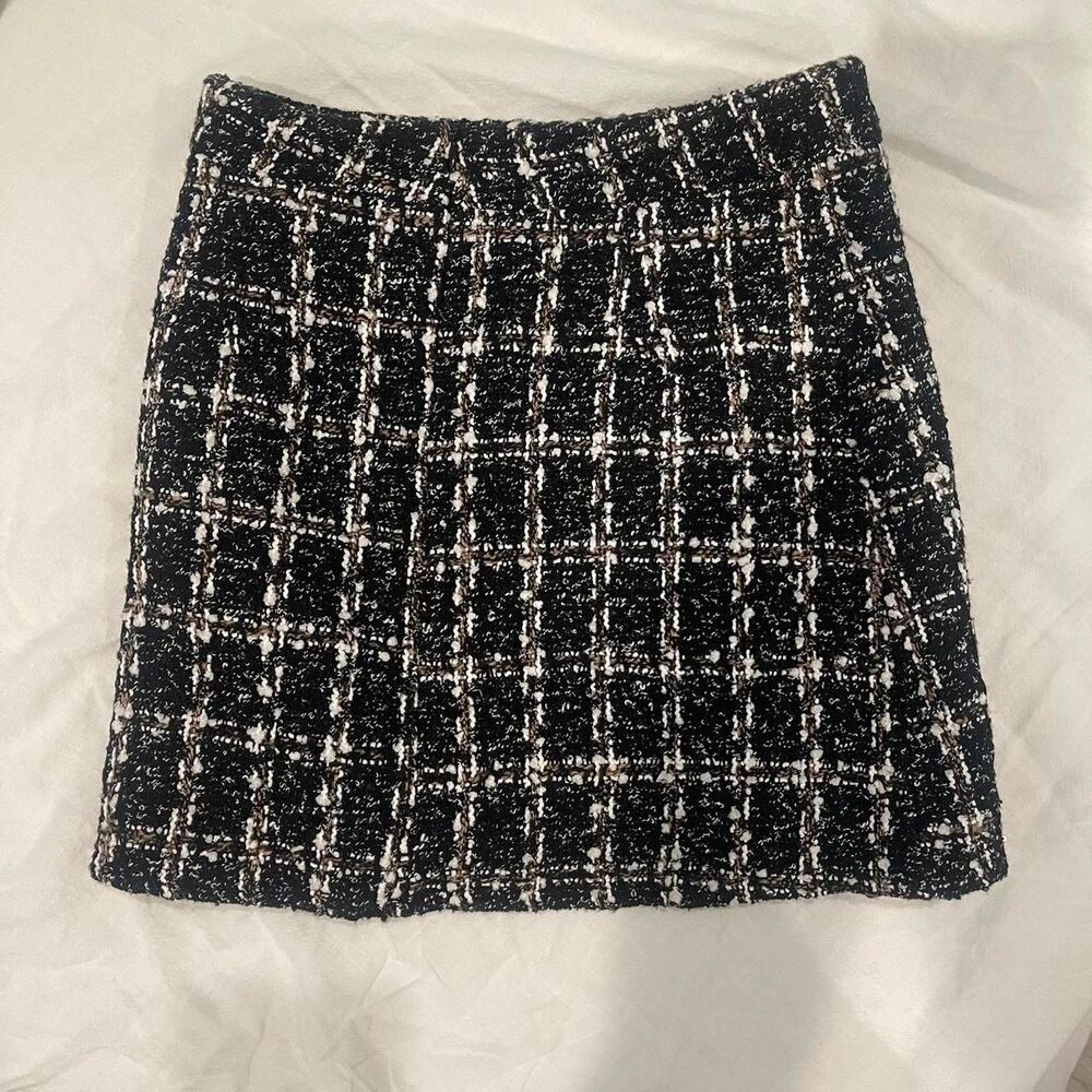 Jing Women's Black Chanel style Cardigan + plaid Skirt set - Picture 5 of 7